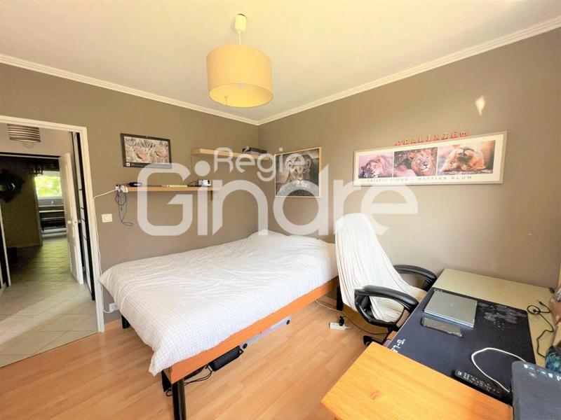 Appartement - 112 m² - 5 pièces