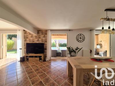 Maison - 210 m² - 8 pièces