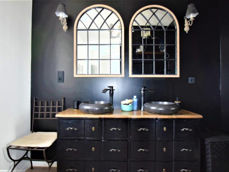 Maison - 238 m² - 7 pièces