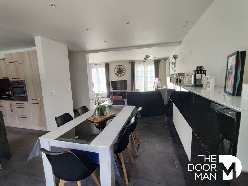 Maison d'architecte - 145 m² - 6 pièces