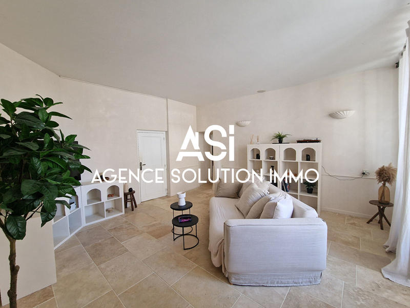 Maison - 405 m² - 10 pièces