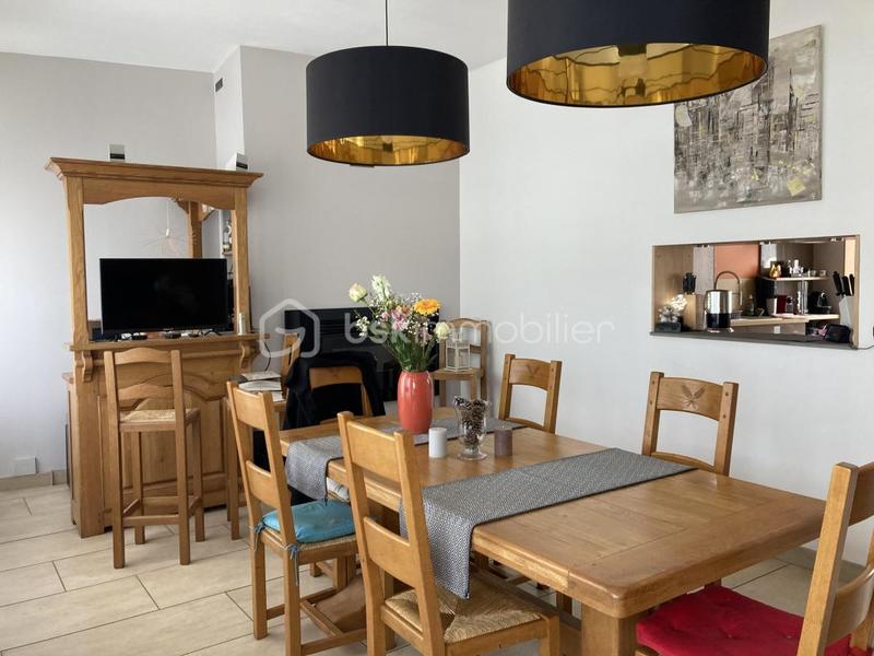 Maison - 280 m² - 7 pièces