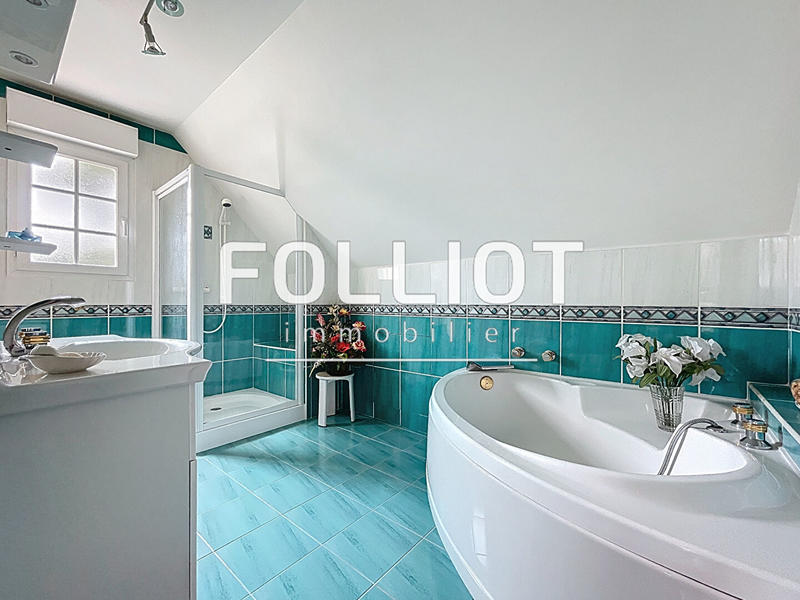 Maison - 122 m² - 5 pièces