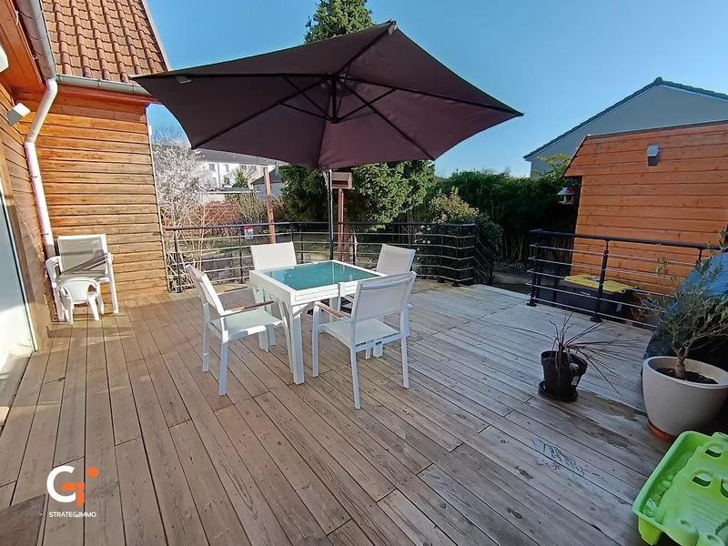 Maison - 159 m² - 7 pièces