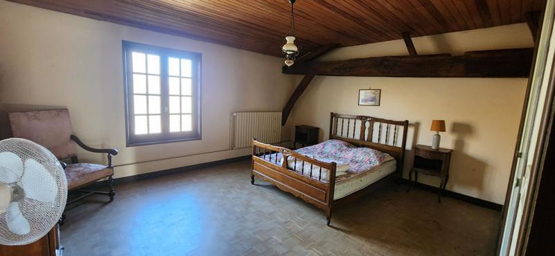 Maison - 310 m² - 10 pièces