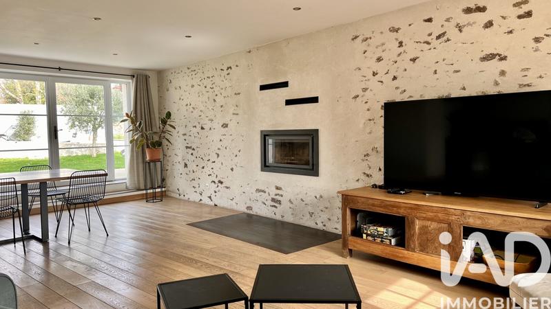 Maison - 200 m² - 6 pièces