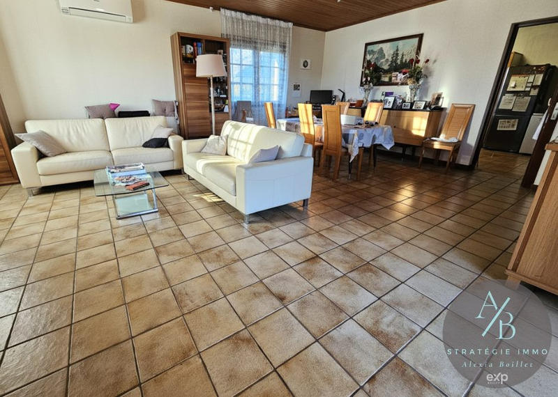 Maison - 163 m² - 7 pièces