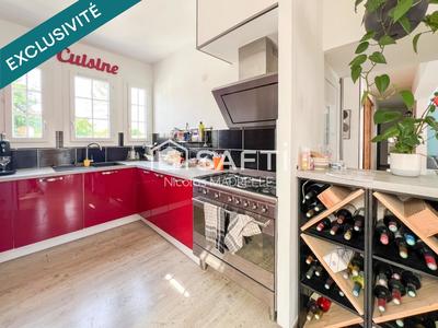 Maison - 156 m² - 8 pièces