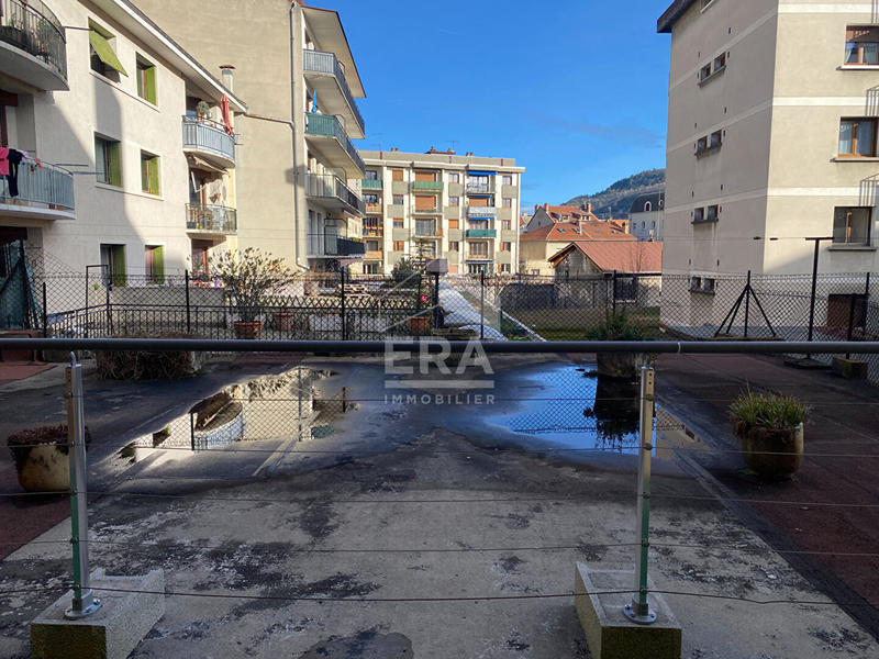 Appartement - 94 m² - 4 pièces