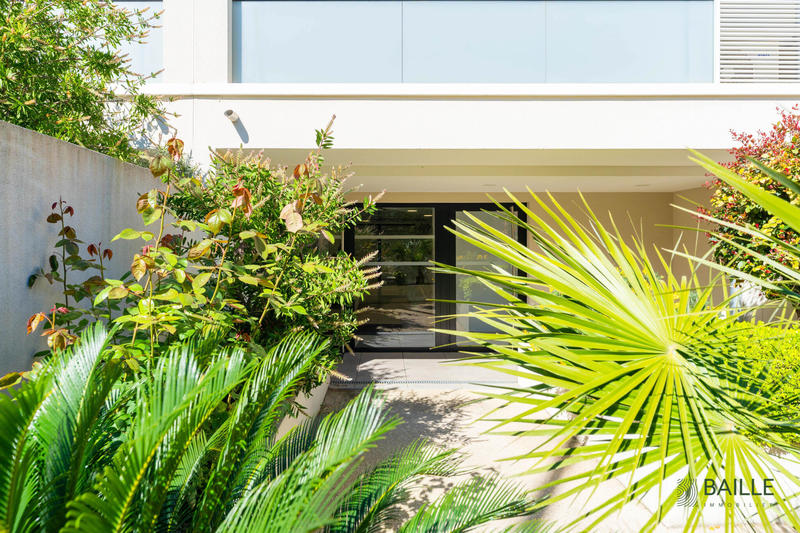 Appartement - 90 m² - 4 pièces