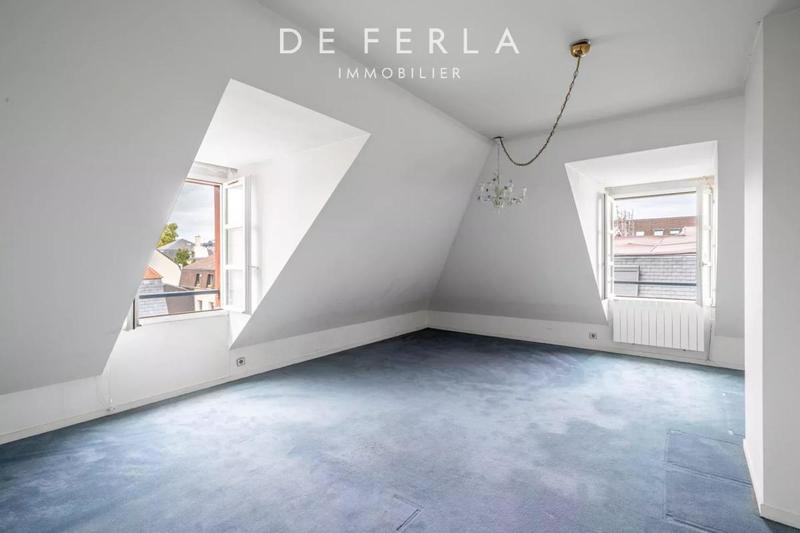 Appartement - 213 m² - 6 pièces