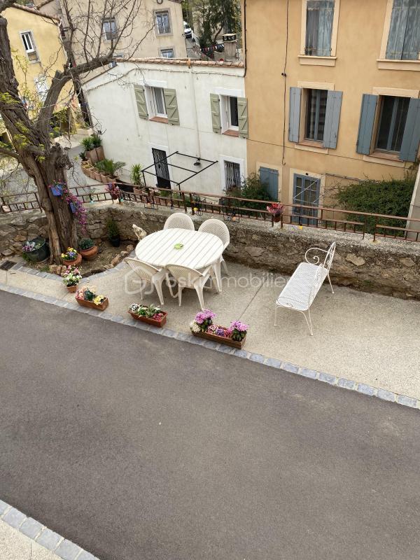 Maison - 180 m² - 6 pièces