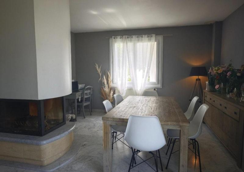 Maison - 179 m² - 7 pièces