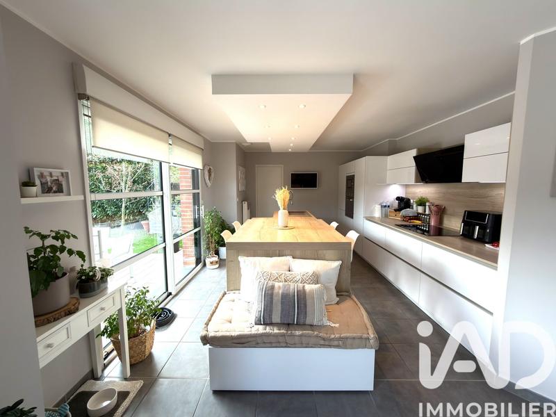 Maison - 139 m² - 5 pièces