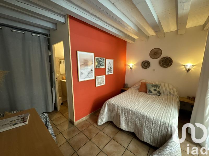 Maison - 425 m² - 16 pièces