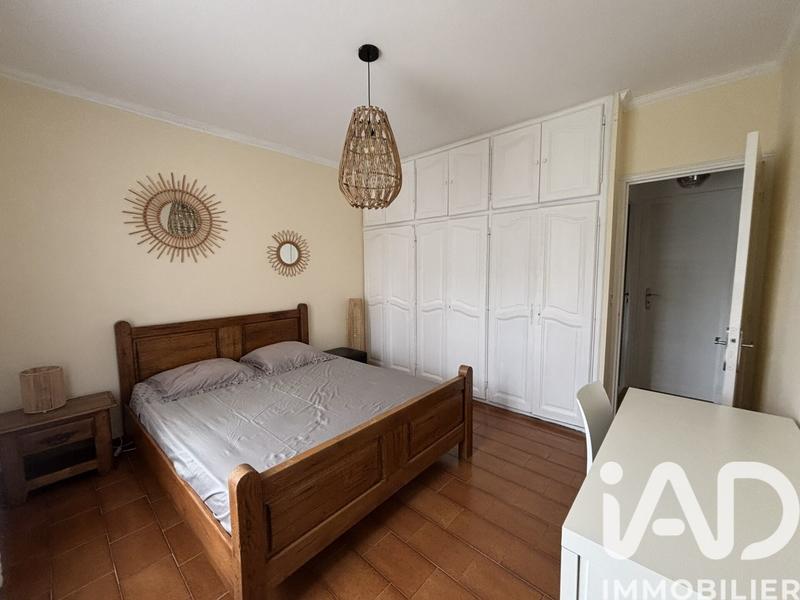 Maison - 360 m² - 12 pièces