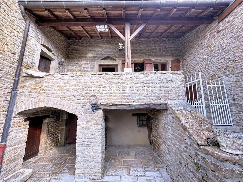 Maison - 178 m² - 6 pièces