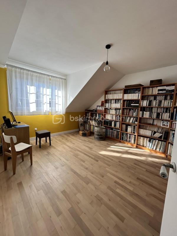 Maison - 140 m² - 7 pièces