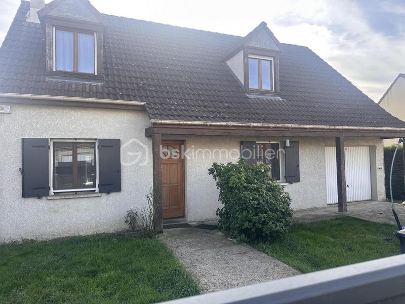 Maison - 105 m² - 6 pièces