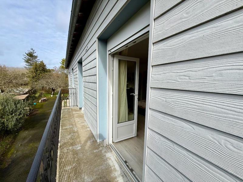 Maison - 185 m² - 6 pièces