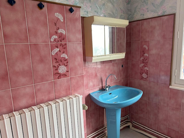 Maison de village - 106 m² - 8 pièces