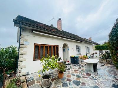 Maison - 156 m² - 6 pièces