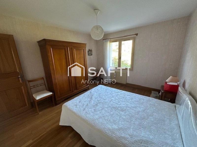 Maison - 212 m² - 8 pièces