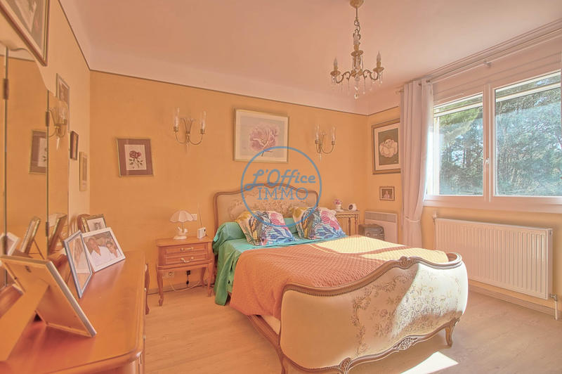 Villa - 140 m² - 6 pièces