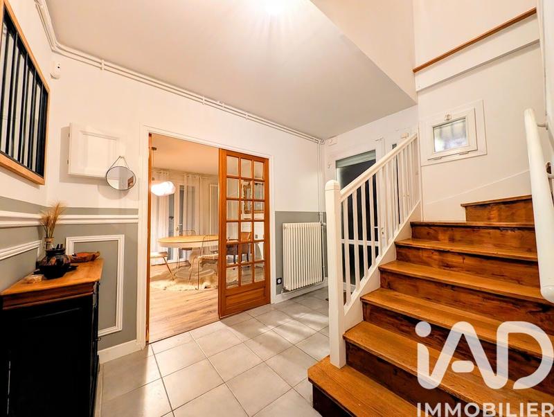 Maison - 101 m² - 5 pièces