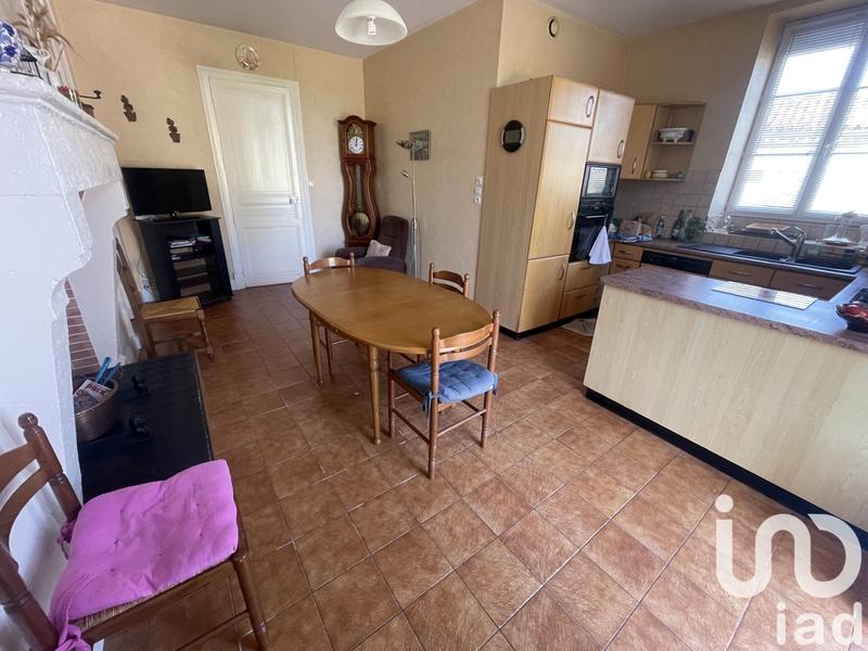 Maison - 210 m² - 6 pièces