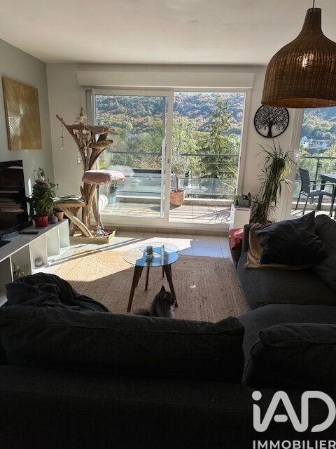 Appartement - 100 m² - 5 pièces