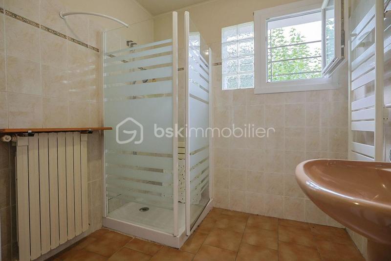 Maison - 97 m² - 3 pièces