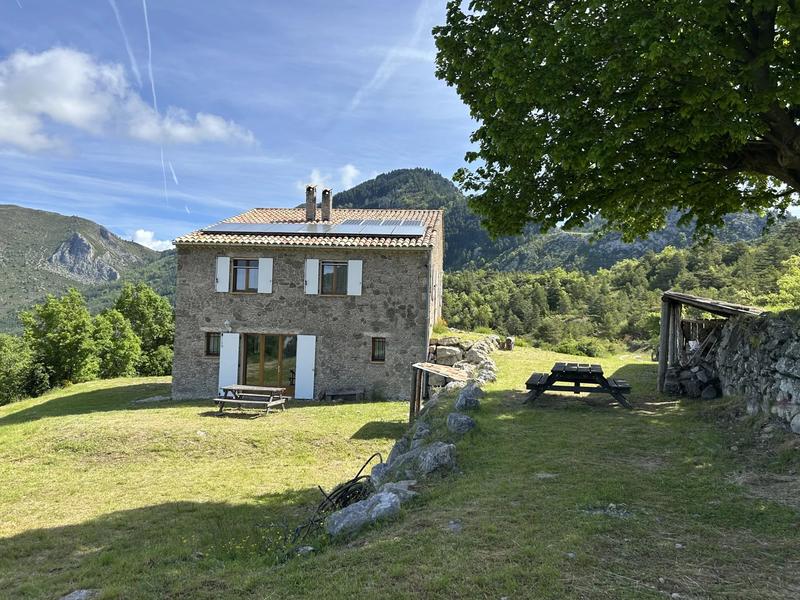 Maison - 195 m² - 8 pièces