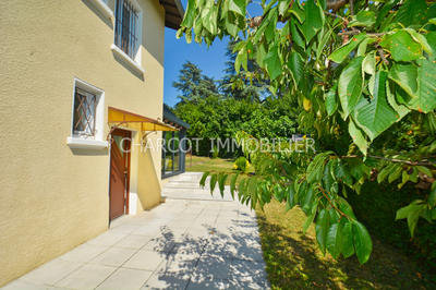 Maison - 134 m² - 7 pièces