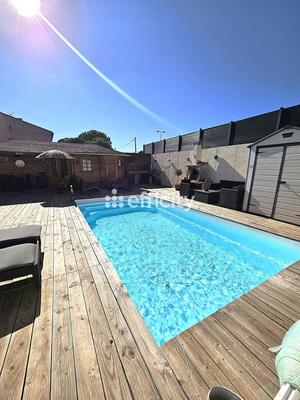 Maison - 93 m² - 4 pièces