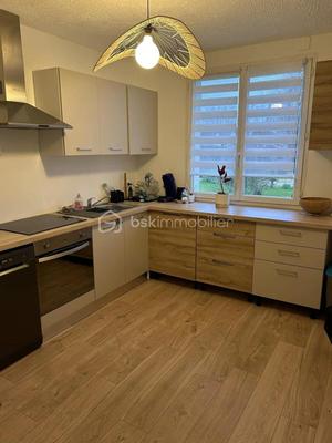 Maison - 75 m² - 5 pièces