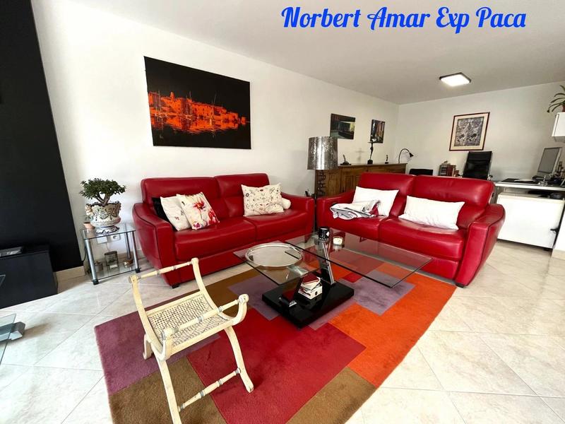 Appartement - 100 m² - 5 pièces