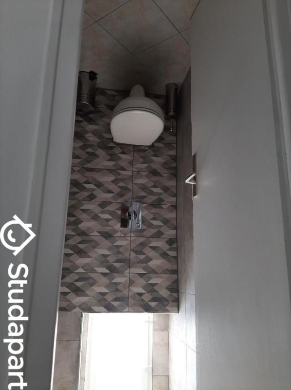 Chambre - 9 m² - 1 pièce