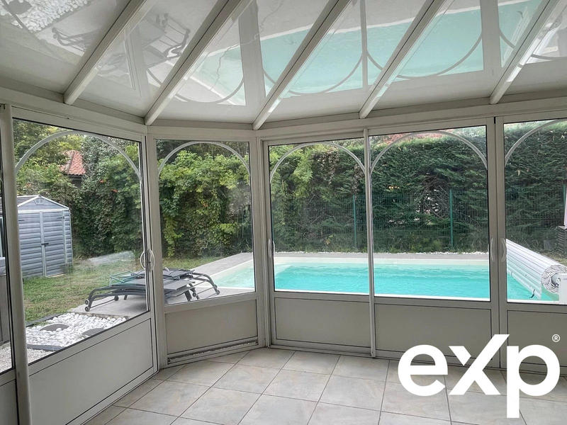 Maison - 162 m² - 6 pièces