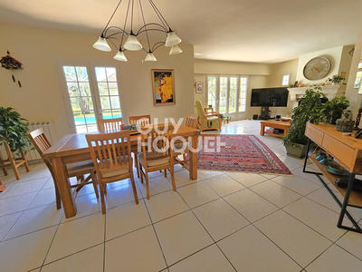 Maison - 140 m² - 6 pièces