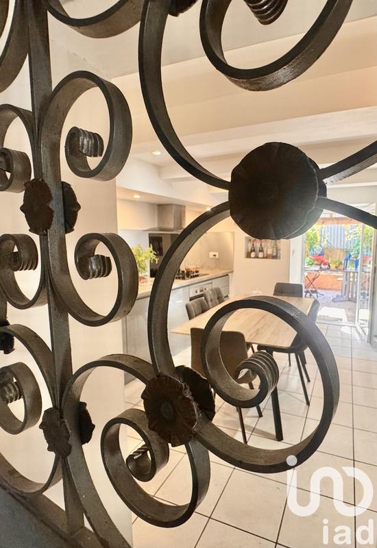 Maison - 108 m² - 6 pièces