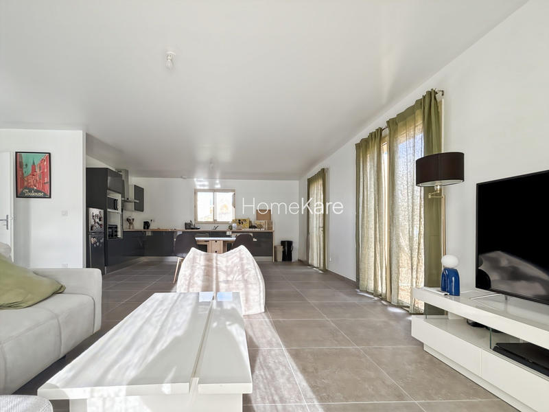 Maison - 85 m² - 4 pièces