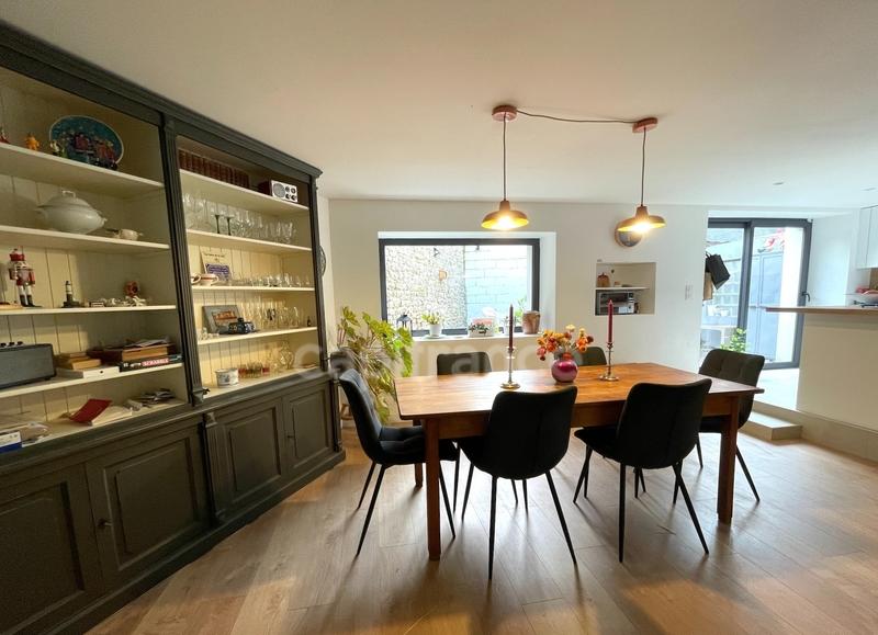 Maison de ville - 122 m² - 5 pièces