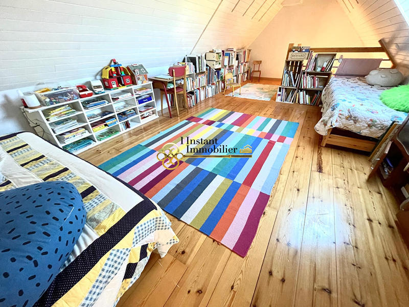 Maison - 85 m² - 5 pièces