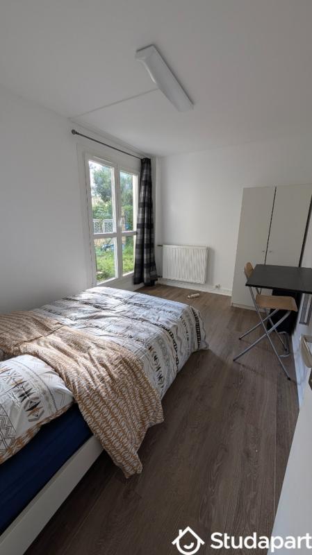 Chambre - 11 m² - 1 pièce