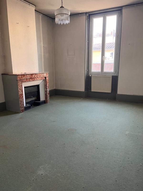 Appartement - 84 m² - 3 pièces