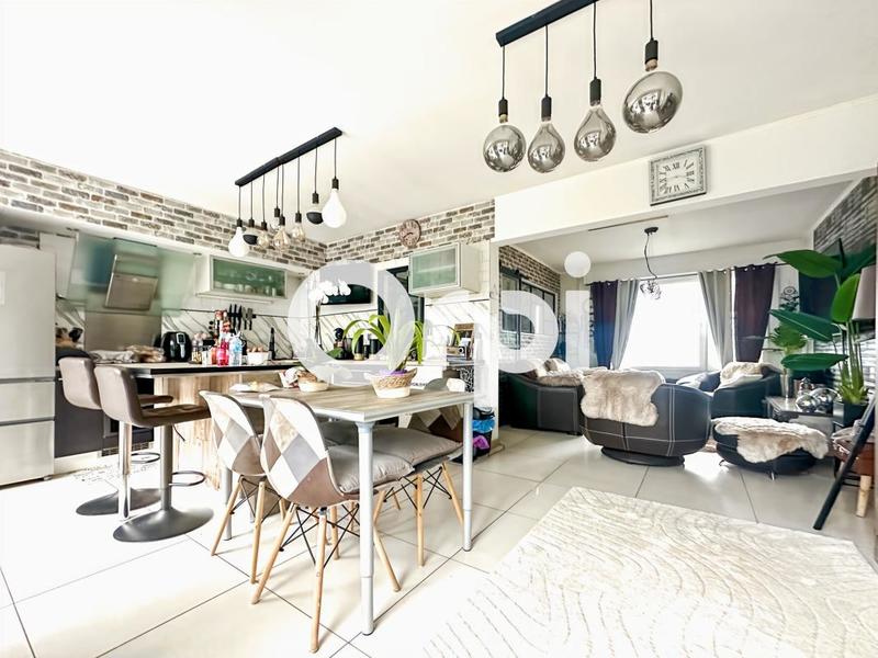 Maison - 95 m² - 4 pièces