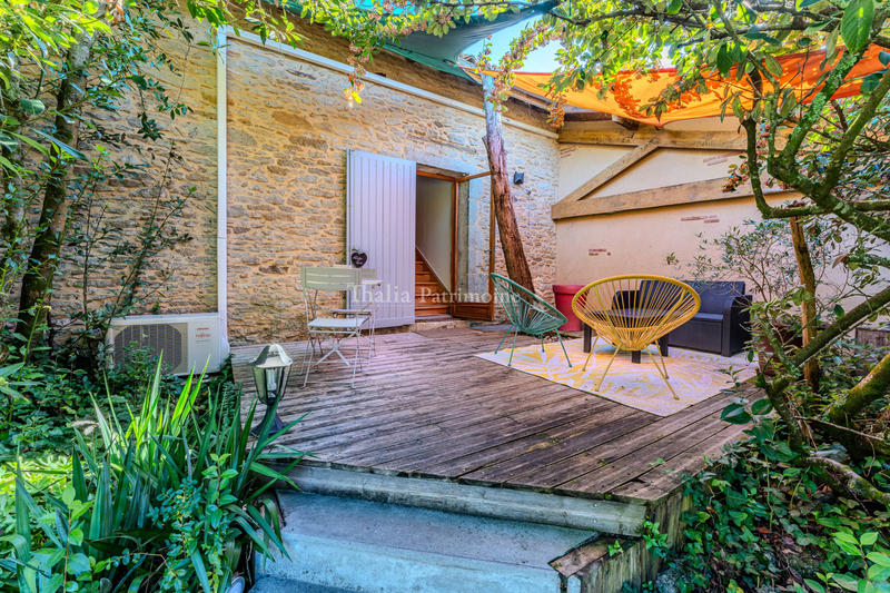 Maison - 500 m² - 14 pièces