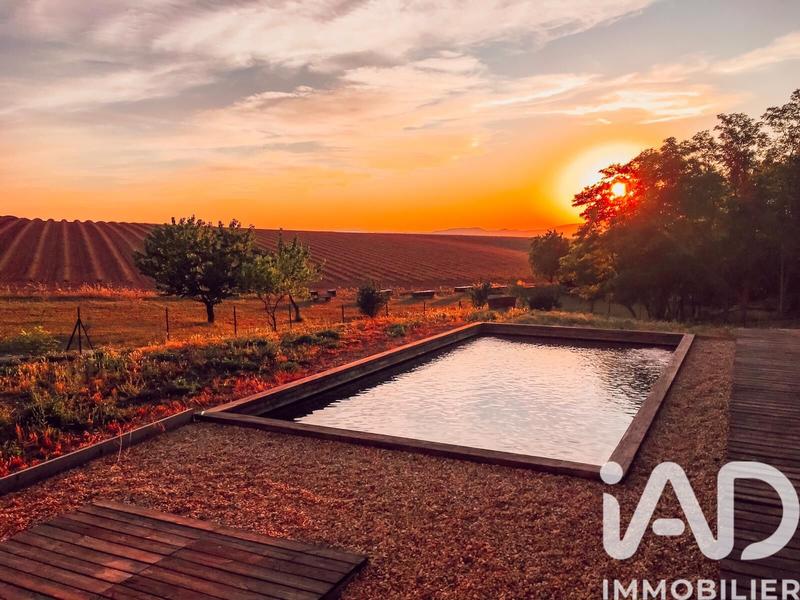 Maison de campagne - 743 m² - 14 pièces