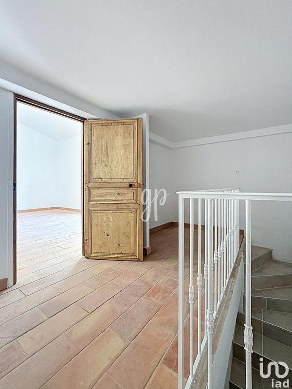 Maison - 230 m² - 6 pièces